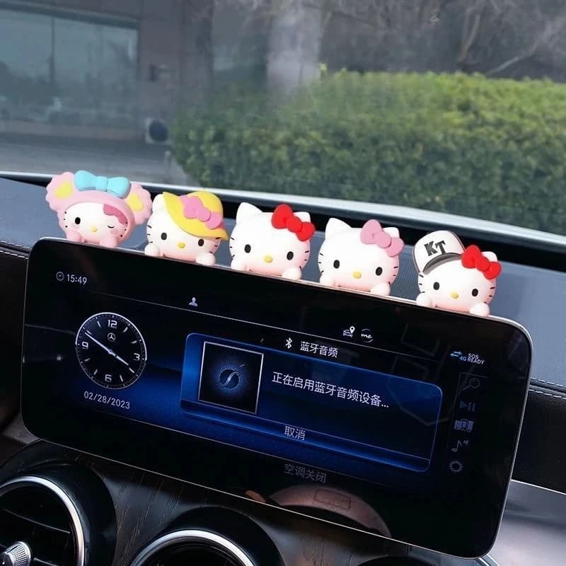 Set di 5 Ornamenti per Cruscotto Auto Hello Kitty, Decorazioni Carine a Forma di Gatto KT, Giocattoli per Scrivania e Interni Auto, Regali per le Feste