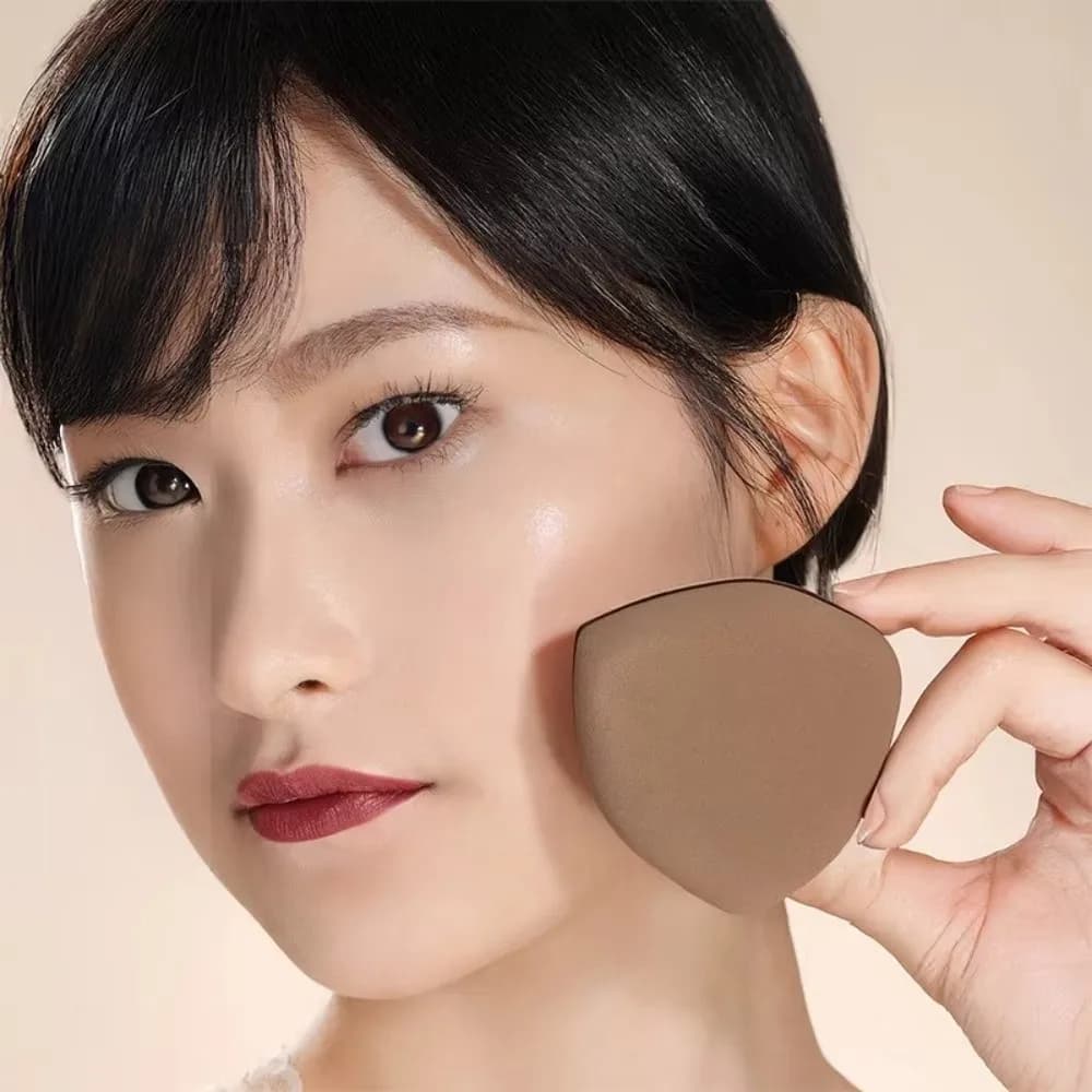 2 Pieces Spugnette Velvet Makeup Chocolate Effect, Soft for Corrector and Cypria Application, Cosmetic Instrument for Air Cushion Funding