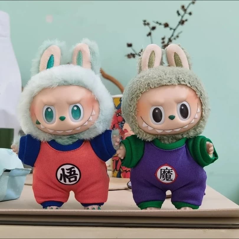 Solo vestiti 17 cm Labubu Dragon Ball Anime V1v2 V3 Labubu bambola ciondolo in vinile bambola abbigliamento ragazzo regalo vestiti giocattolo per labubu