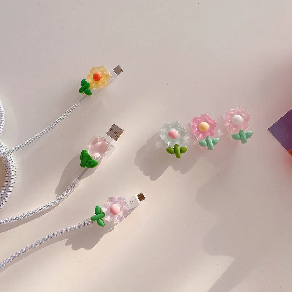 Kawaii Ins Flowers Protezione cavo Caricatore USB Linea dati Custodia per cavo Custodia morbida in TPU per iPhone Android Organizzatore da scrivania da ufficio