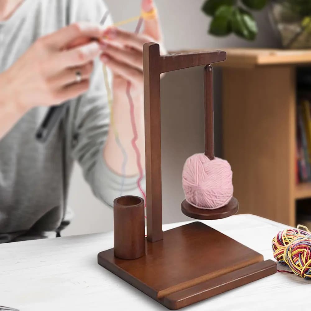 Porta Filati in Legno 3-in-1 con Supporto per Telefono, Avvolgitore Magnetico per Filati, Bobina per Lana, per Mamma e Nonna