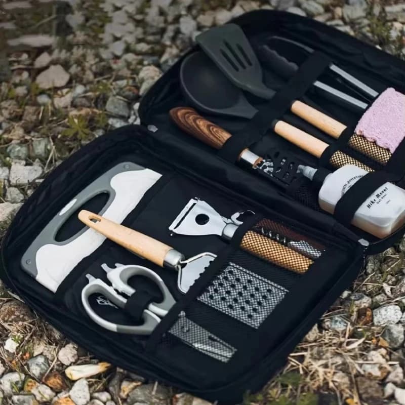 Camping Kitchenware Set, Portable with Clamp Scissors Cutting Board