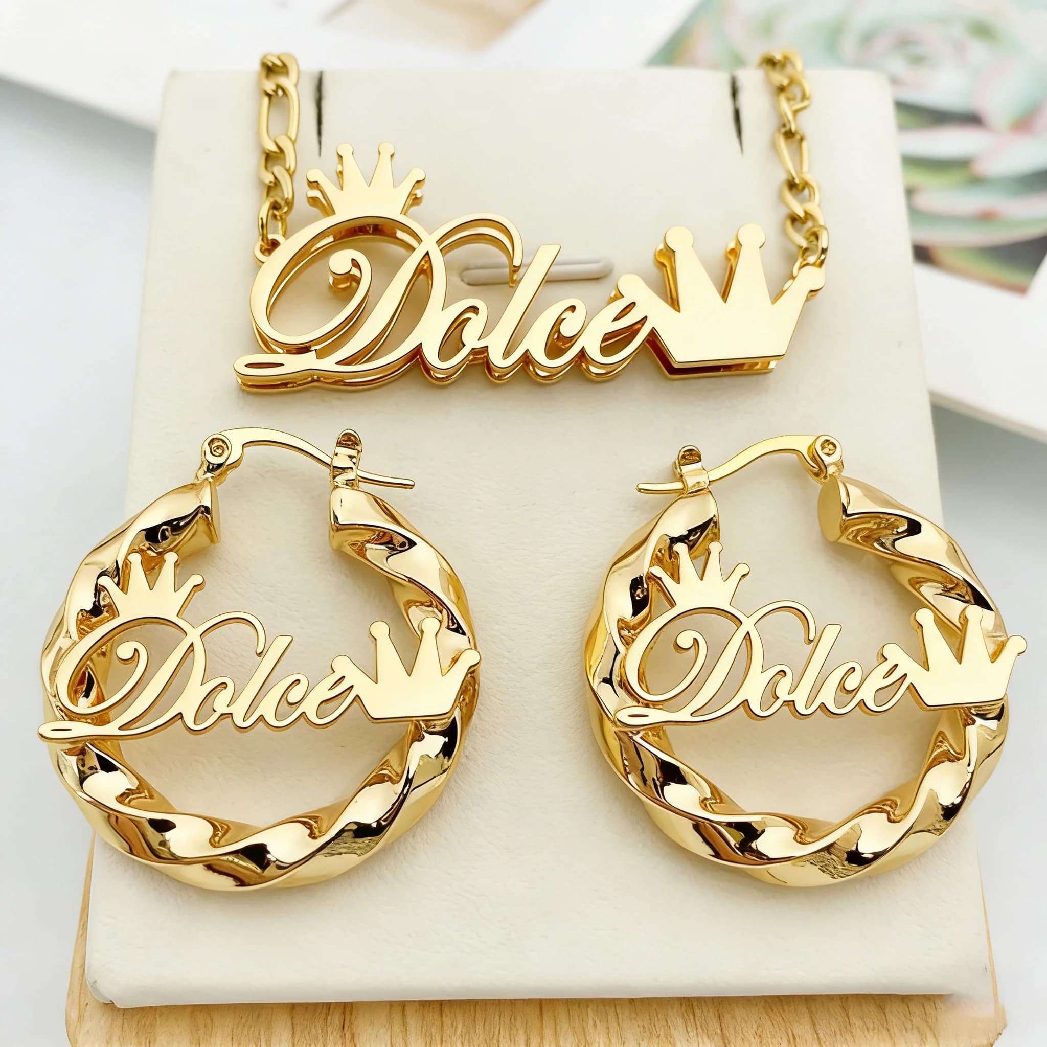 Set di Gioielli Personalizzati DUOYING, Collana con Catena Cubana in Acciaio Inossidabile, Orecchini a Farfalla Placcati in Oro 18K, Regalo per Donne