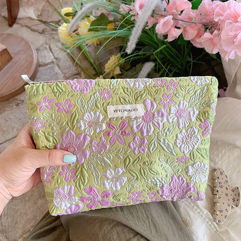 Vintage Embossed Floral Cosmetic Bag Women Flower Makeup Pouch Travel Zipper Toiletry Bag Large Capacity Beauty Storage Purse