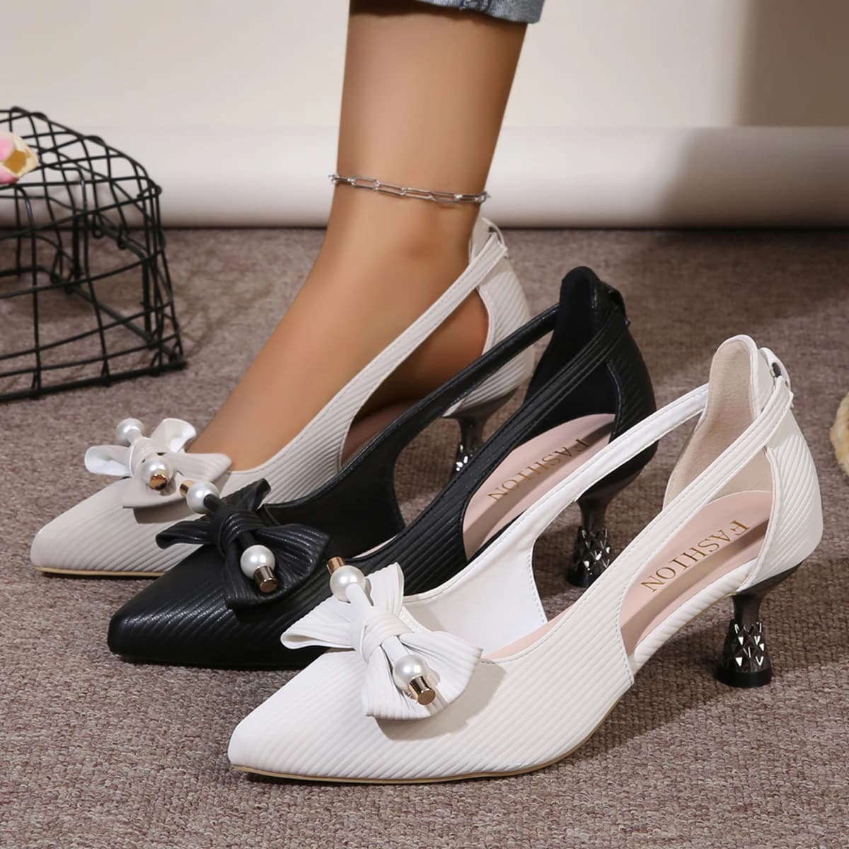 Nuovi Sandali Estivi da Donna con Tacco a Spillo e Fiocco, Eleganti Scarpe da Cerimonia con Punta Affusolata, Traspiranti e con Cinturino Posteriore