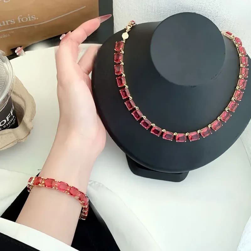 Top selling 2026 Charms Gradient Color Necklace Women Luxury Fine Jewelry Set High Quality Crystal Geometric Necklace Bracelet