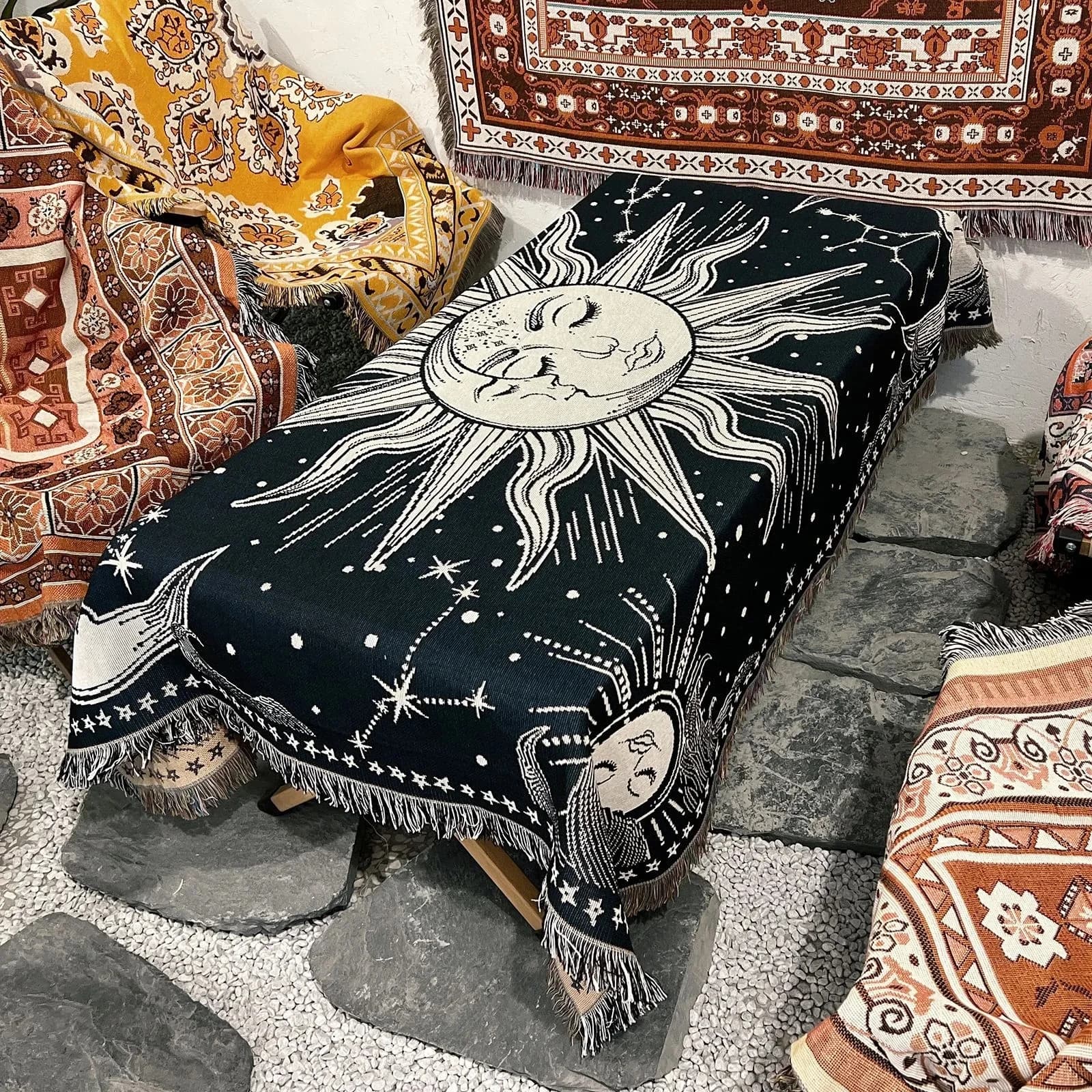 Copertura della coperta da campeggio europea Sun Moon Sofa coperta Boho Home Decor copriletto multifunzionale tovaglia da Picnic all'aperto
