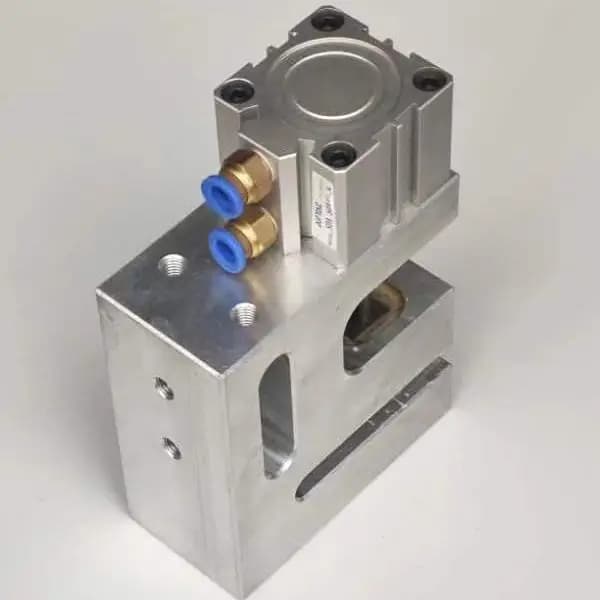 Pneumatic Punching Machine for Plastic Bags BOPP PP Film Butterfly Drilling Machine 32x6x9MM Universal Air Punching Machine