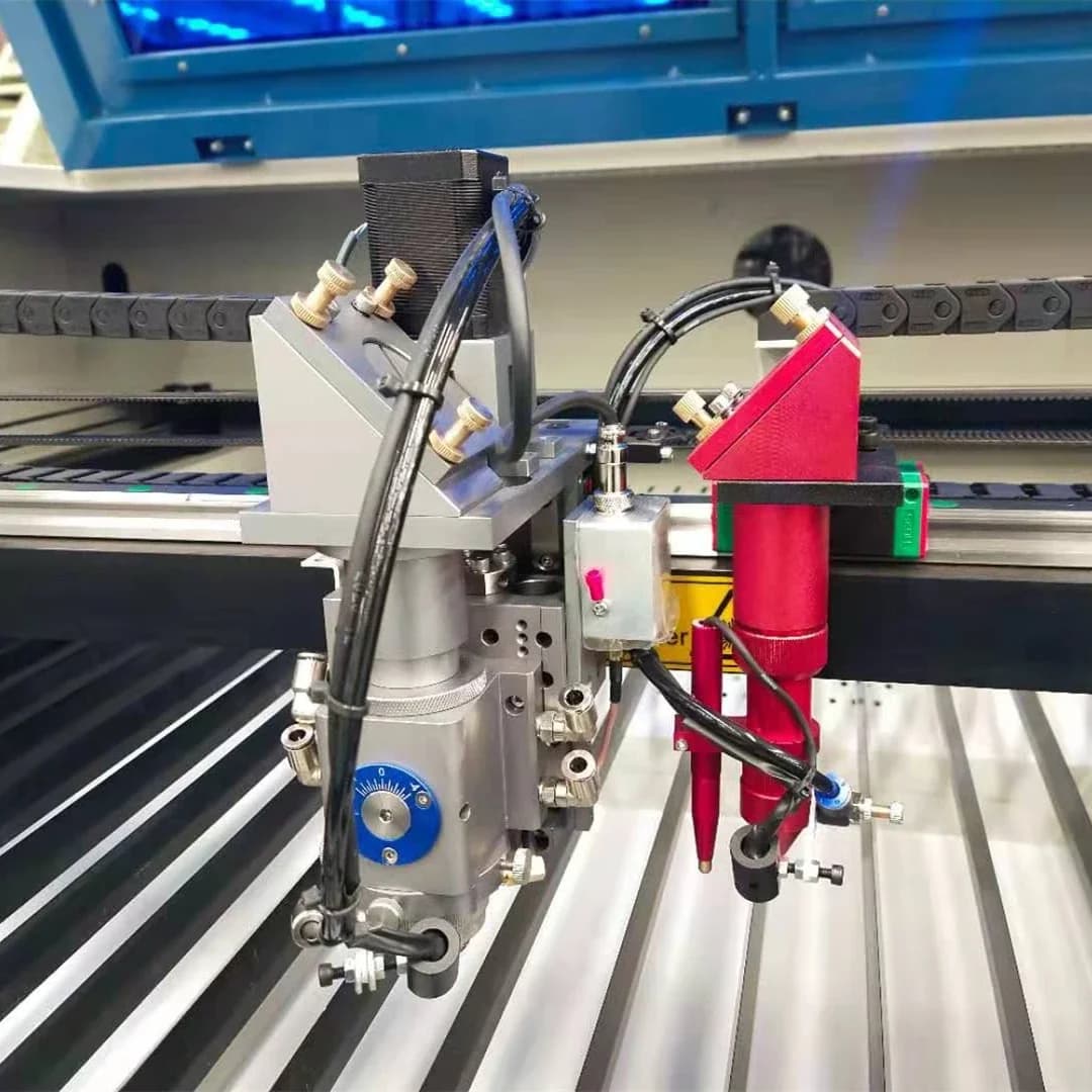 Macchina per incisione taglio laser 150W + 90W con controllo WIFI 1.3 * 0.9M Spazio di lavoro Taglierina laser per lamiera lunga con controllo RUIDA