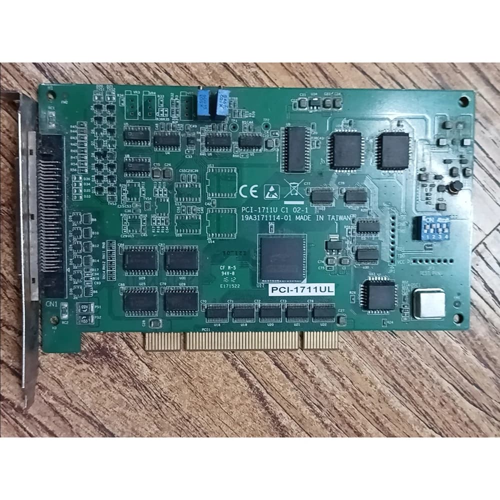 Scheda di acquisizione multifunzione a 12 bit ad alte prestazioni e alta affidabilità con uscita analogica universale, scheda libera PCI-1711UL