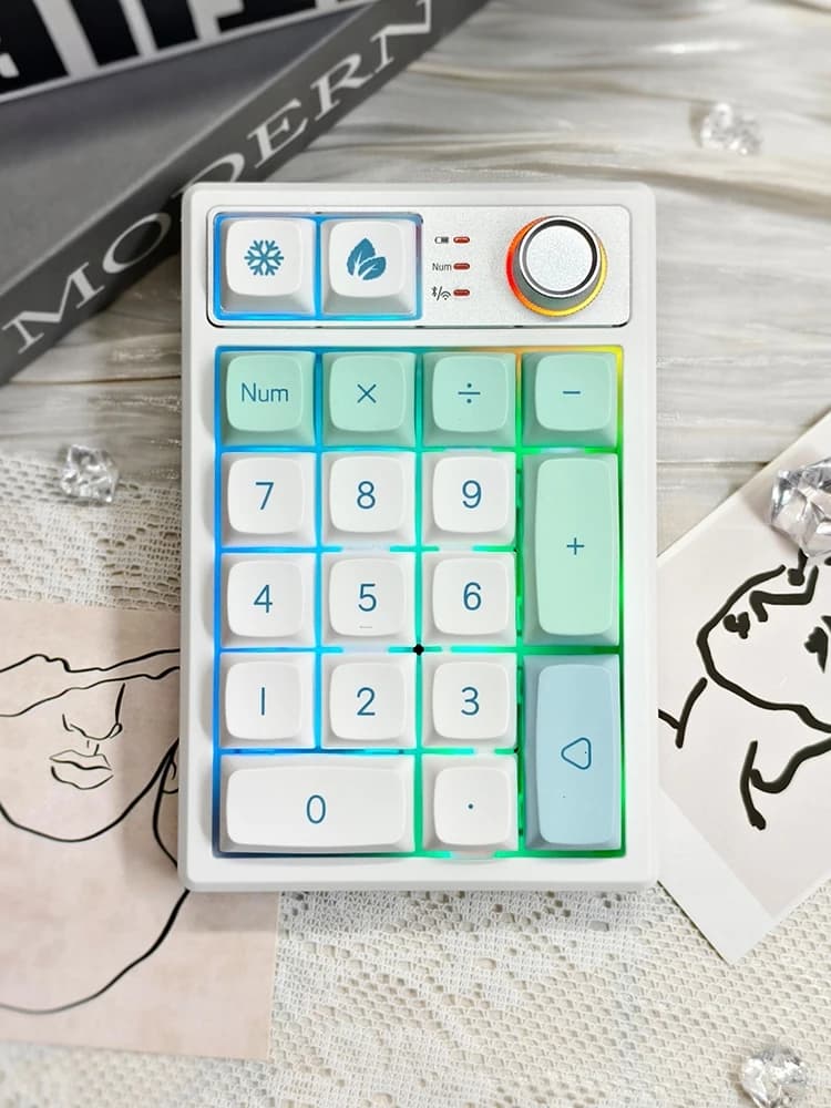 Tri modes Bluetooth KEYCOOL programmable mini gaming pad K19 RGB Hotswap Mechanical keyboard Gasket structure mini pad with knob