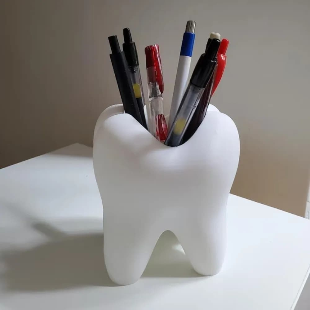 Portaspazzolino Multifunzionale a Forma di Dente 3D, Creativo e Resistente, Portapenne Bianco Stabile per Casa