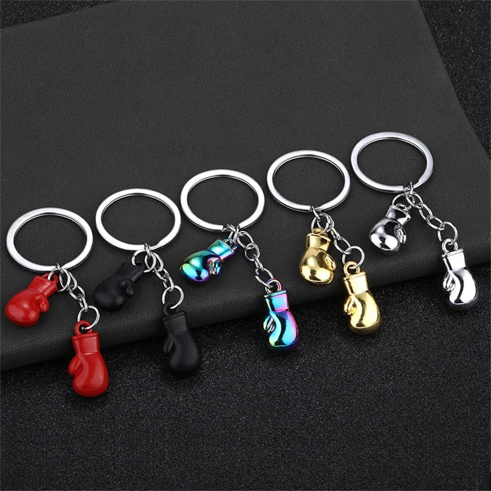 Keychain with unique boxing glove Creative simulation Fitness equipment pendant for men Woman Pair of keys for car Keyring ring Gifts
