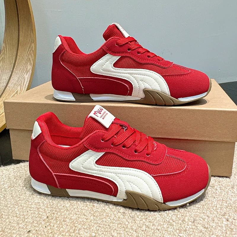 Fashionable Breathable Korean Style Streetwear Sneakers Unisex Casual Slip-On Shoes Summer Airy Mesh Upper Deconstructed Design
