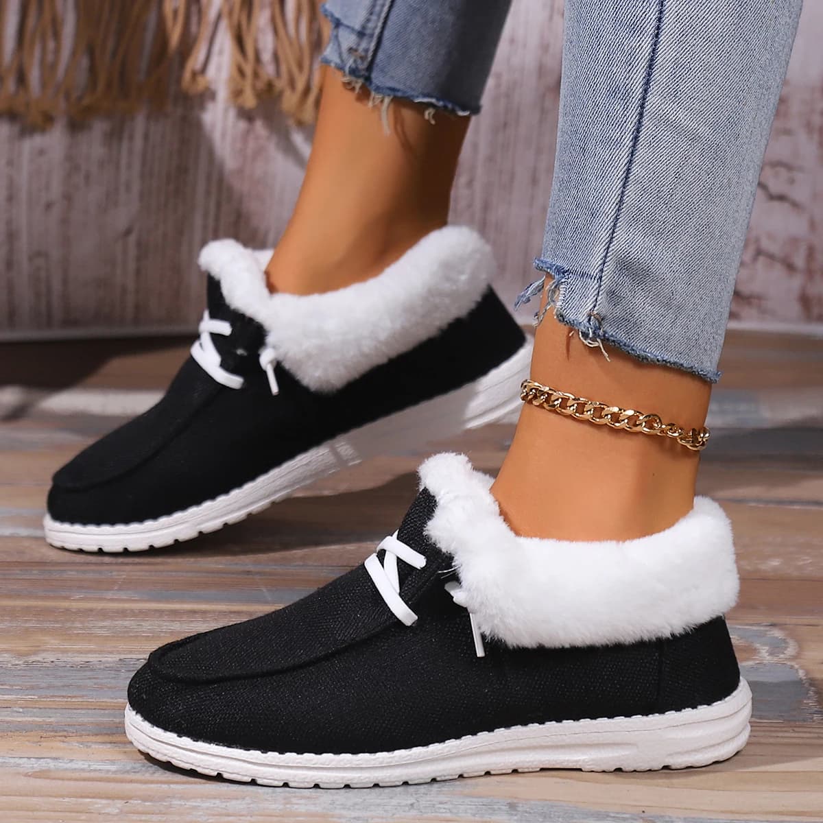Stivali da donna 2025 Nuovi mocassini appartamenti Donna Caldo inverno Stivaletti in peluche Punta tonda solida Scarpe sportive Scarpe casual in cotone da donna
