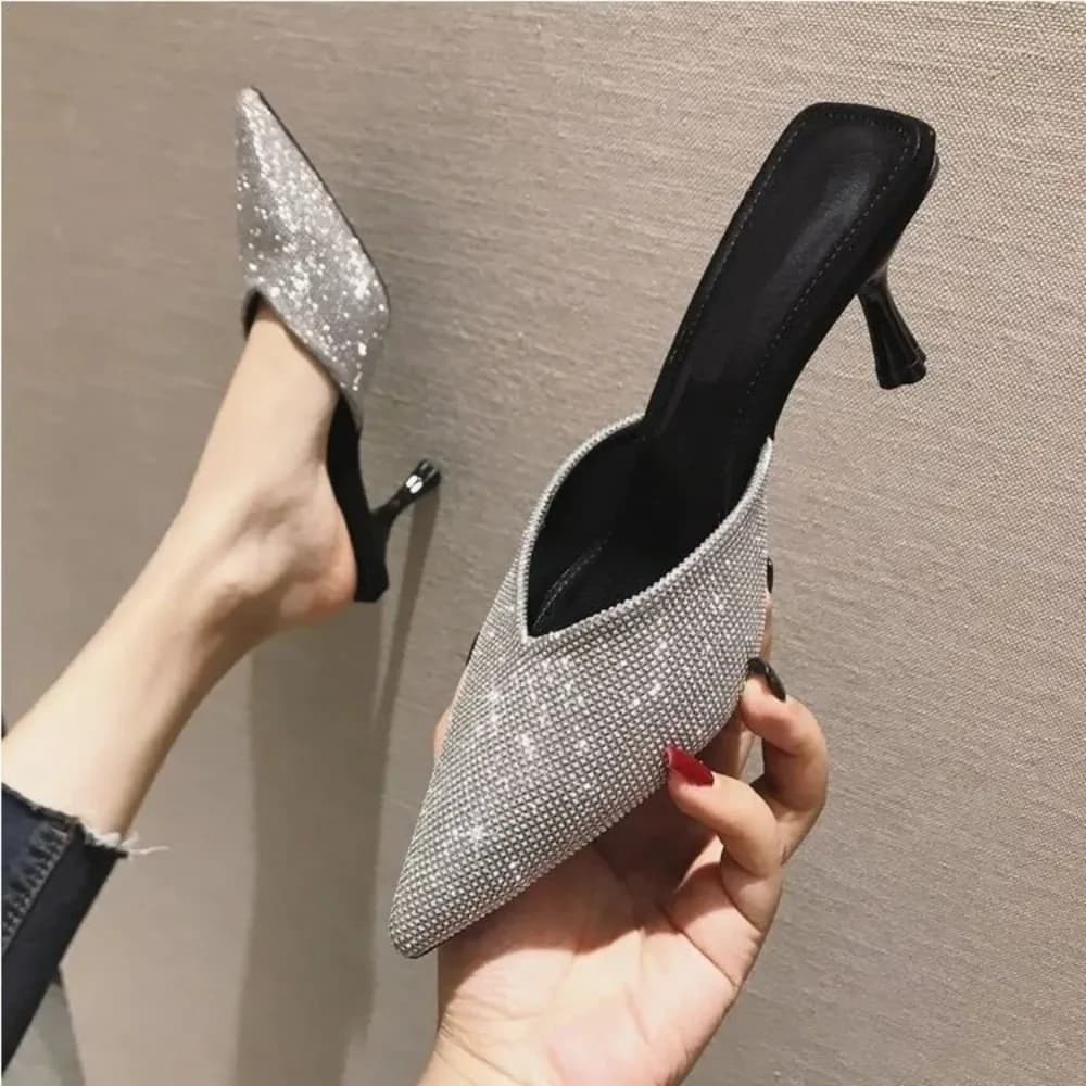 Mules con Punta a Spillo in Strass Argentati e Tacco Sottile Nero, Sandali Eleganti Slip-on con Tacco