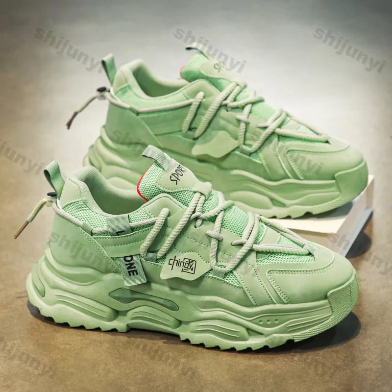 Scarpe da ginnastica bianche da uomo autunno mesh traspirante scarpe sportive casual da esterno moda scarpe da corsa antiscivolo con altezza legata incrociata