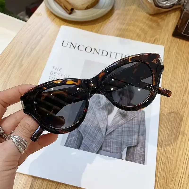 New Vintage Cat Eye Sunglasses Women Men Round Sun Glasses Female Oval Eyewear Circular Sunglasses for Male Female Eyeglasses