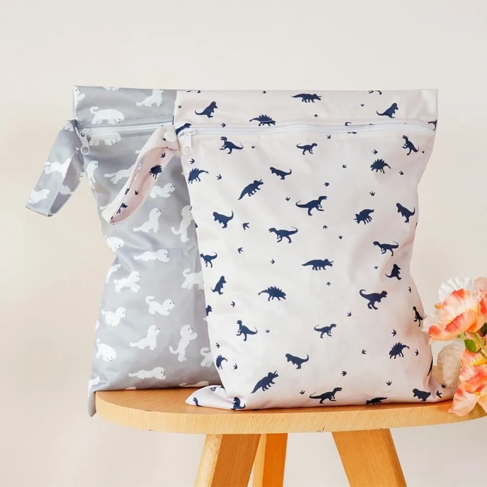 2pcs Reusable Printed Wet Dry Bag 10X14in Zipper Laundry Organizer Pouch Storage Bag Portable Swimsuit Travel Bag for Travel