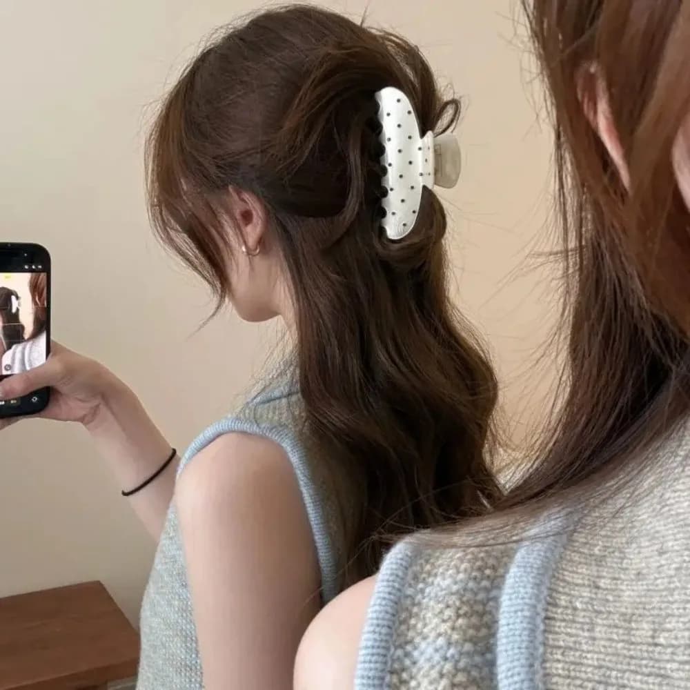 Durable Non-Slip Polka Dot Grip Clip Wave Point Plastic Hair Claw Hairpin