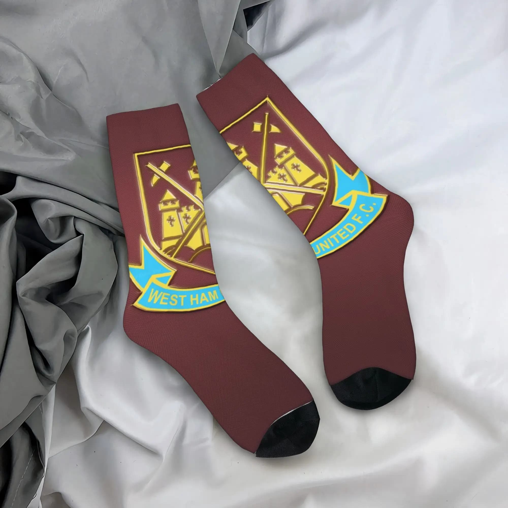 Happy Funny West Ham Retro Harajuku Hip Hop Novelty Casual Crew Sock Match Day Essentials