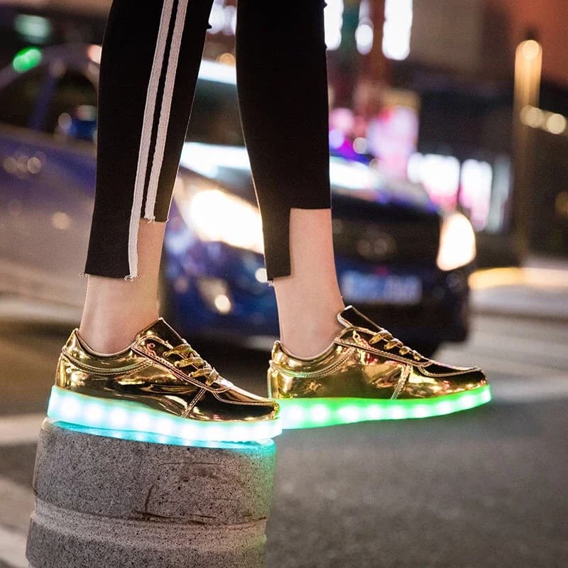 2026 New Usb Rechargeable Luminous with Lights for Women Men LED Shoes with Lighted up sole Adults lady Arrow diagram Golden