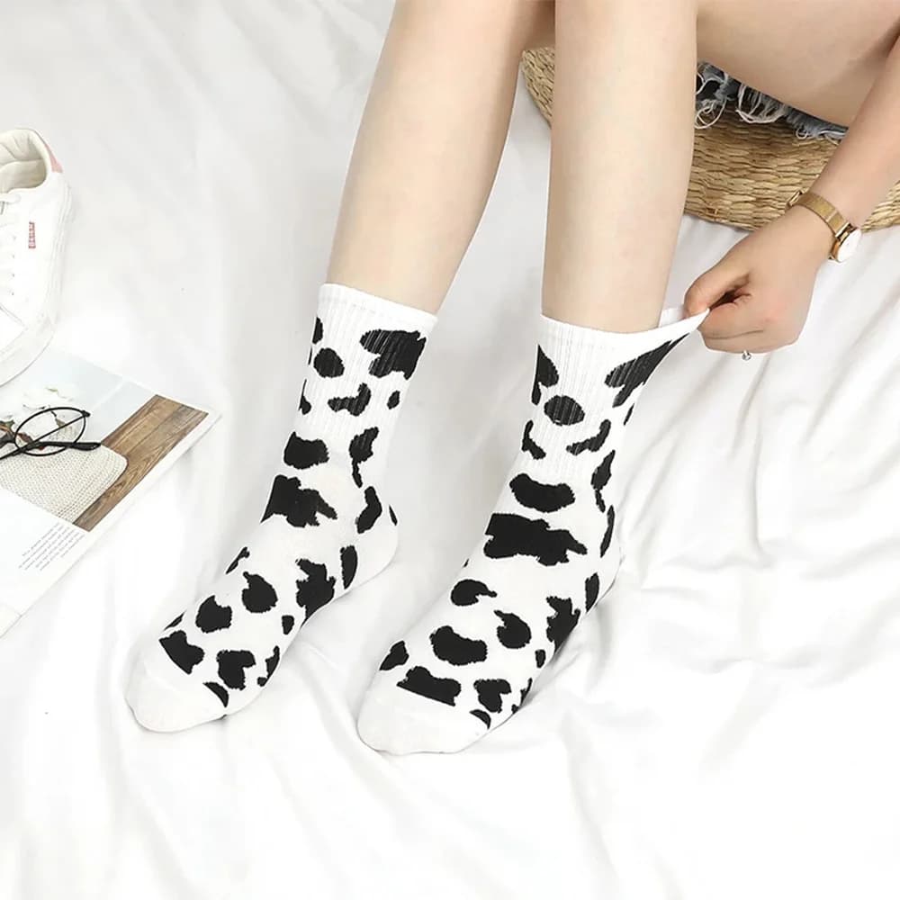 Fashion Winter Cartoon Striped Black White Autumn Cow Print Women Socks Cotton Hosiery Cow Socks