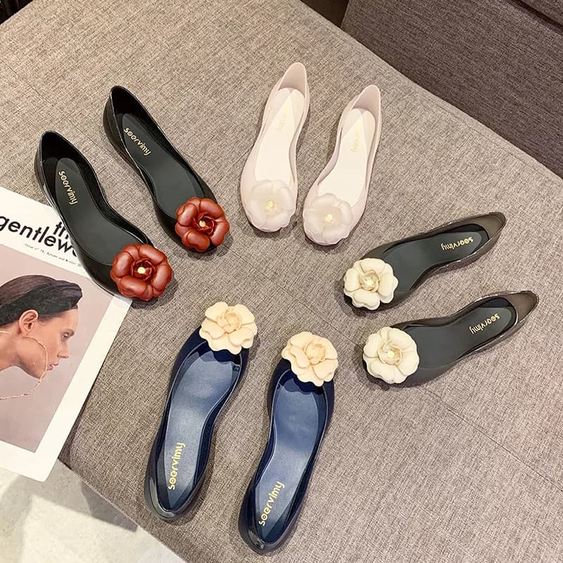 Women's Flat Bottom Fish Mouth Sandals New Style Transparent Plastic Hollow out Slip-On Jelly Shoes Casual Flats