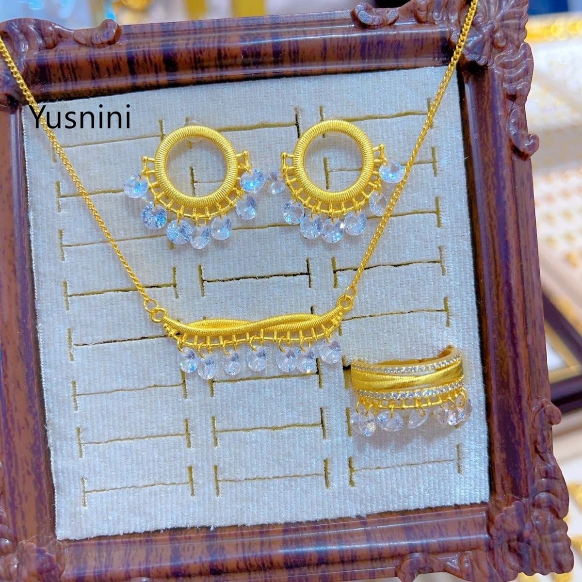 Nuovo Set di Gioielli di Lusso Placcati in Oro 24K Stile Dubai, Collana e Orecchini Raffinati per Feste e Fidanzamenti, per Coppie 7777