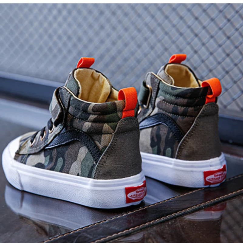 Men's Fashionable Table Shoes For Kids Breathable Canvas Boys and Girls Flat Bottom Wearing Casual Shoes Sports Running Shoes for Kids Outdoor