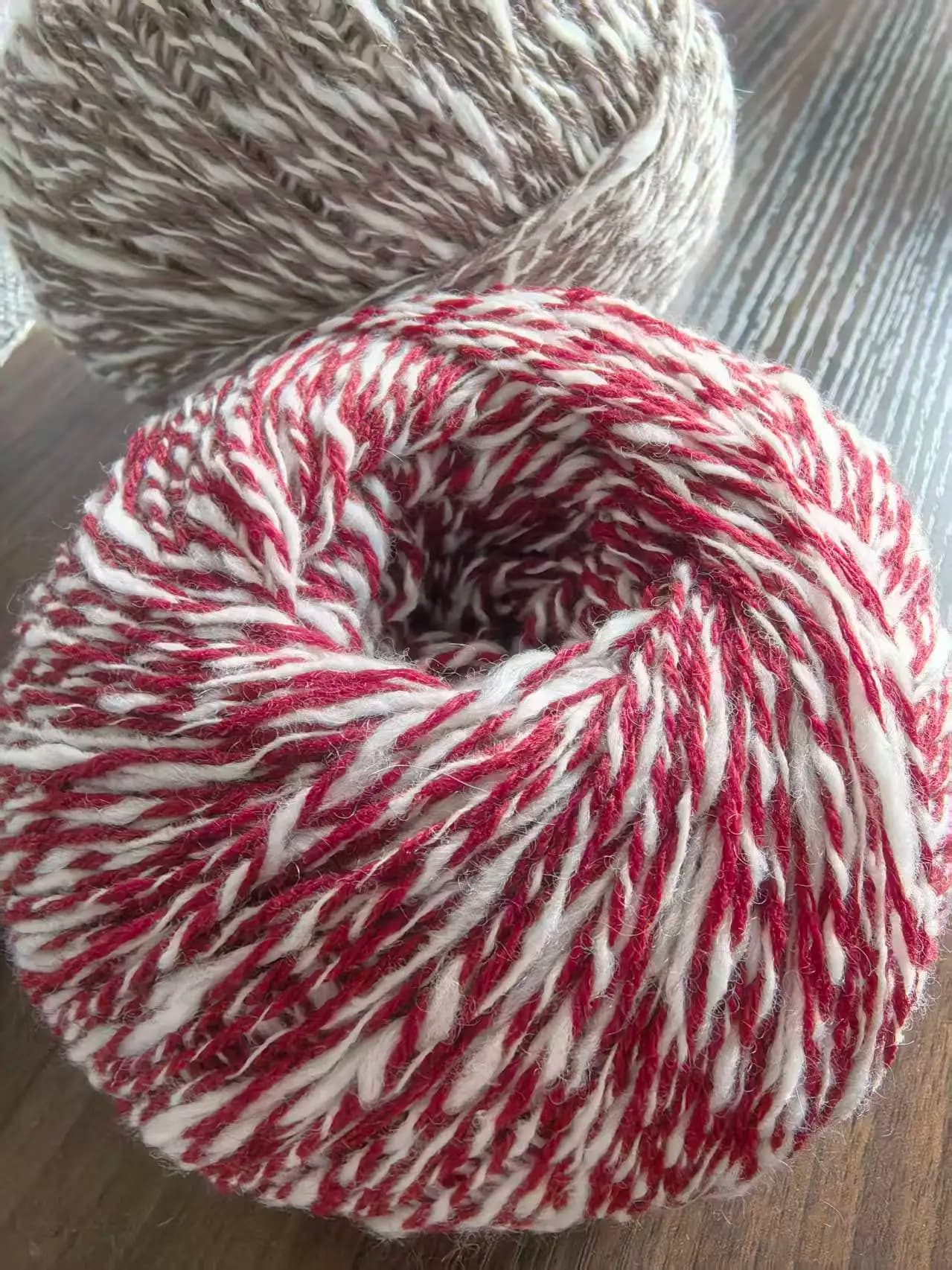 Mushop Filato in Seta e Velluto Puro 100% Cashmere Lavorato a Mano, per Abbigliamento Invernale, Accessori, Cinture, Cappelli, Sciarpe
