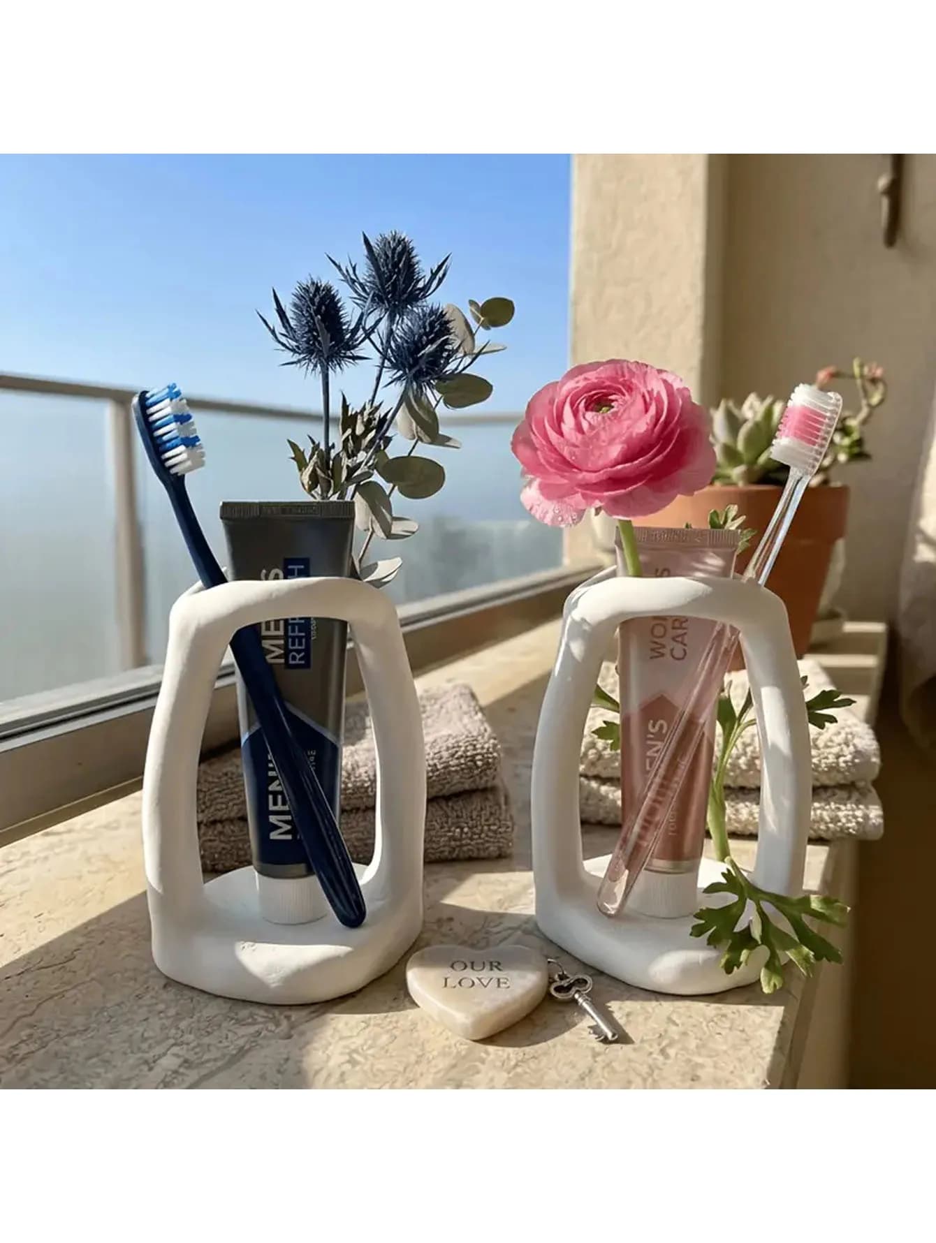 Nordic style minimalist toothbrush holder - bedroom and home decor, pure white toothbrush cup holder, makeup brush storage rack
