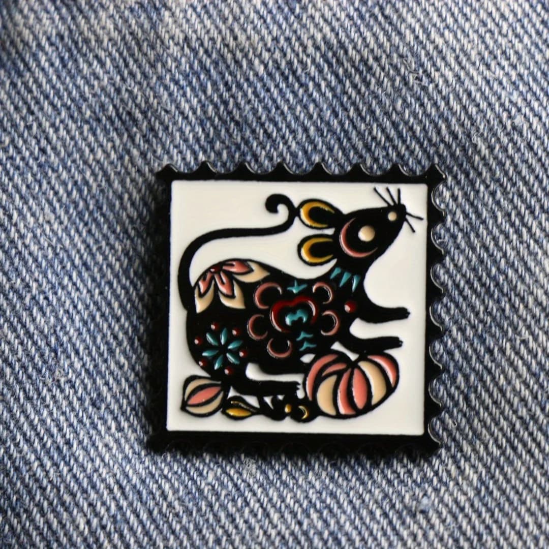Divertente da collezione Cartoon Mouse Zodiac Animal Art Stamp spilla per la decorazione dello zaino, regalo ideale per gli amici