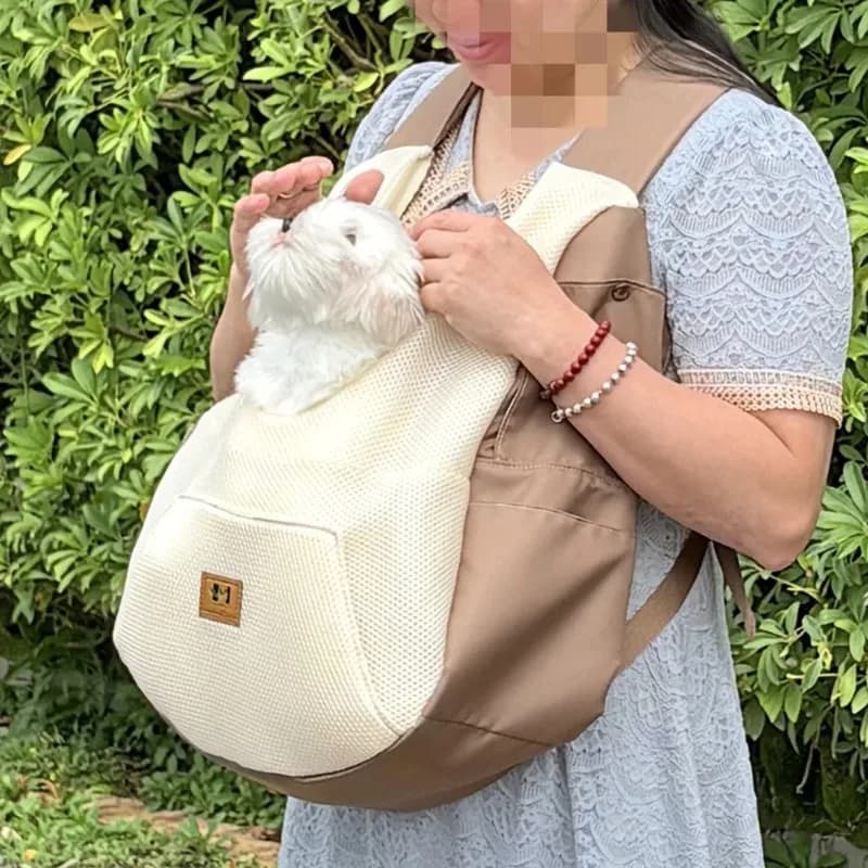 Soft mesh Dog Carrier Cat Backpack Extra Large Capacity Pet Chest Bag Dog and Cat Outdoor Bag Breathable and windproof Portable