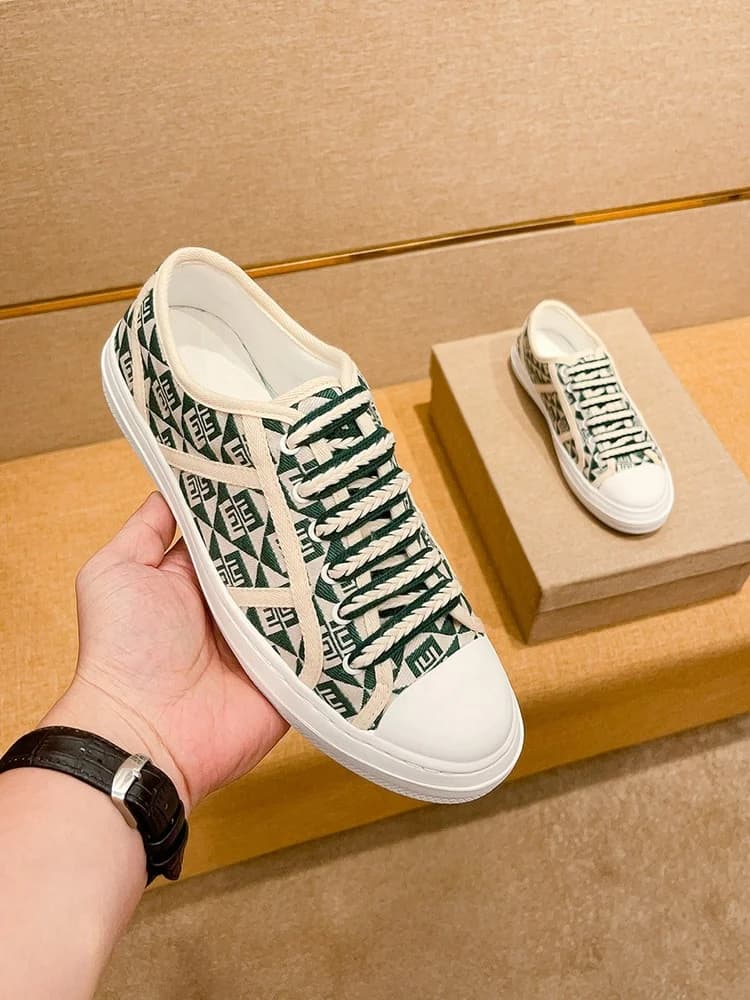 Faionable Plain Bot Canvas oes for Men Retro Floral Design Spring Autumn Korean Sle White Sneakers Breathable round Toe