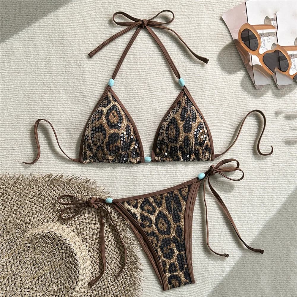 Costume da bagno sexy con stampa leopardata e perline, micro perizoma, bikini a triangolo con allacciatura all'americana, set bikini brasiliano da donna 2026