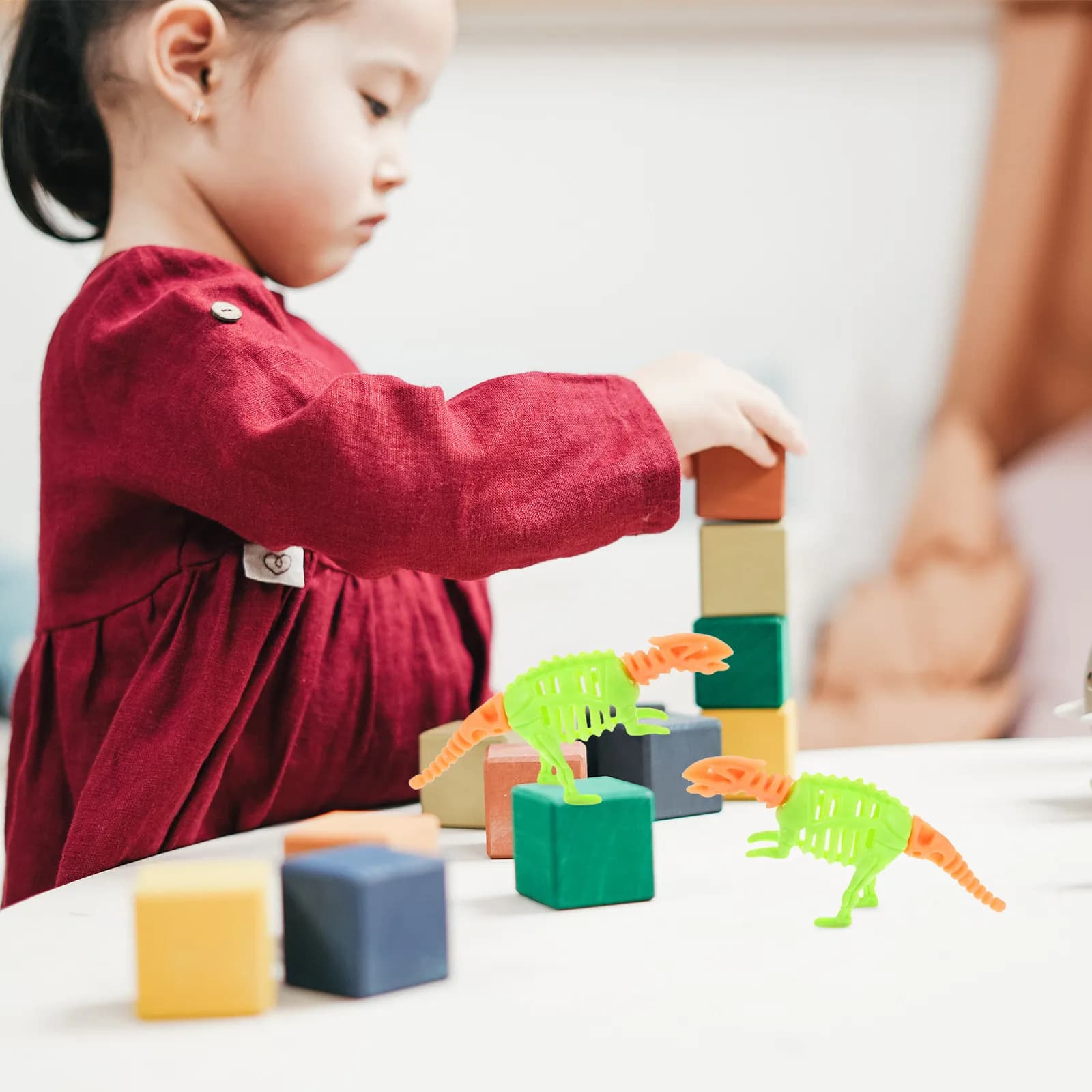 Kit di Montaggio Dinosauri 50 Pezzi, Set Creativo Smontabile, Giocattolo Educativo Divertente per Feste, per Bambini e Bambine dai 2 ai 12 Anni
