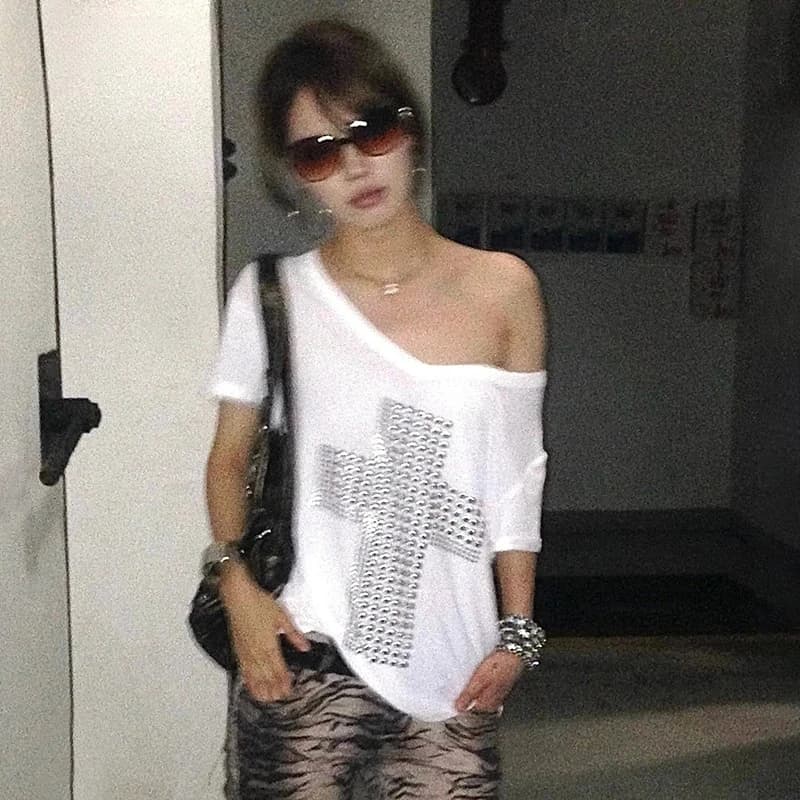 Japanese Y2k Metal Cross Print T-shirt Trashy 2000s V-neck Sheer Tops Vintage Harajuku Short Sleeve Streetwear