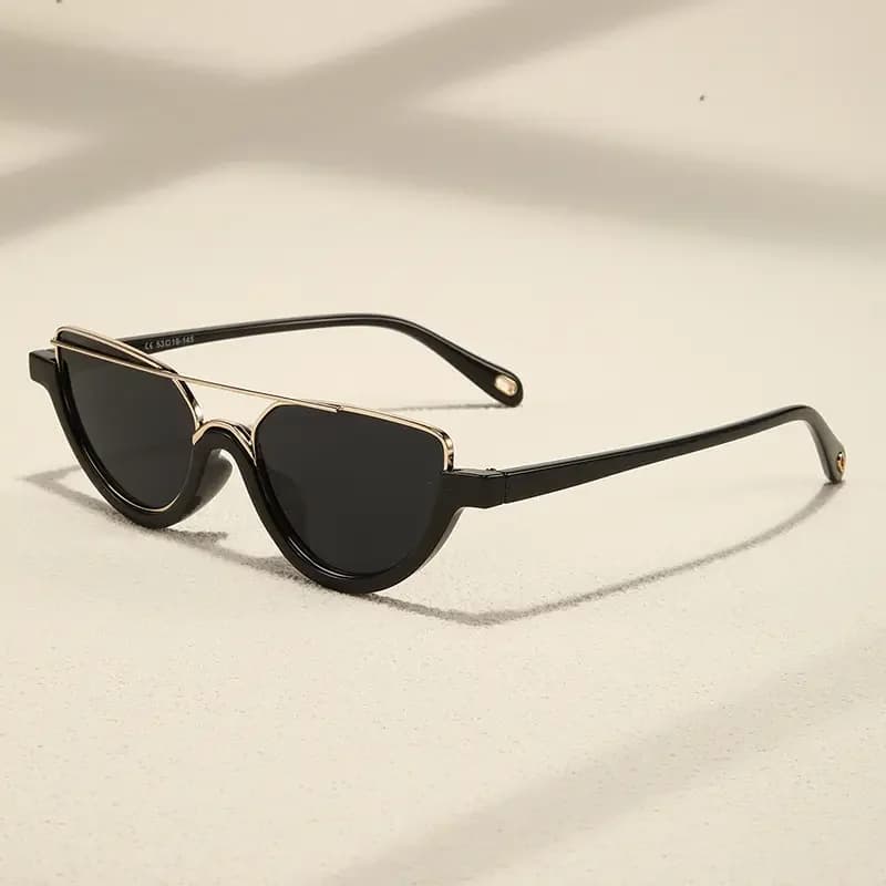 A Pair of Double Beam Half Frame Fashionable and Personalized Cat Eye Glasses Hip-Hop Sunglasses 200000297