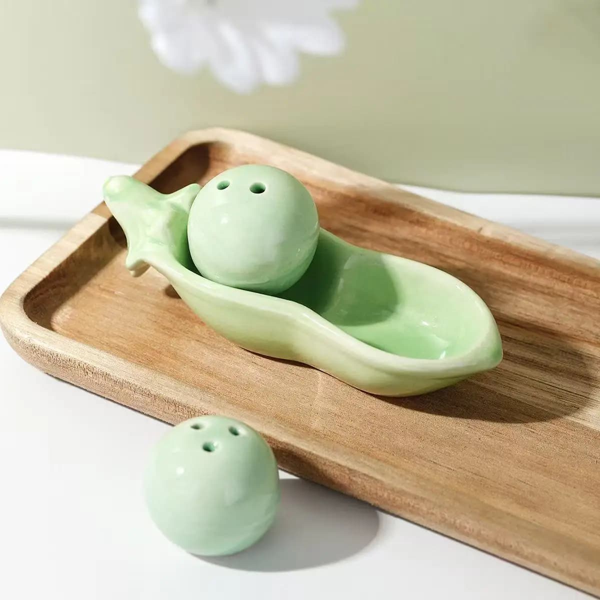 Set di agitatori per sale e pepe in ceramica, graziosi barattoli per condimenti da cucina, cucchiai, stoviglie da pranzo moderne, regalo decorativo per la casa