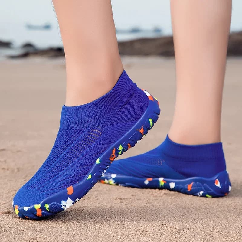 Scarpe da scoglio per uomo donna scarpe da spiaggia a piedi nudi all'aperto mesh traspirante scarpe da fitness per nuoto scarpe da trampolino unisex di grandi dimensioni