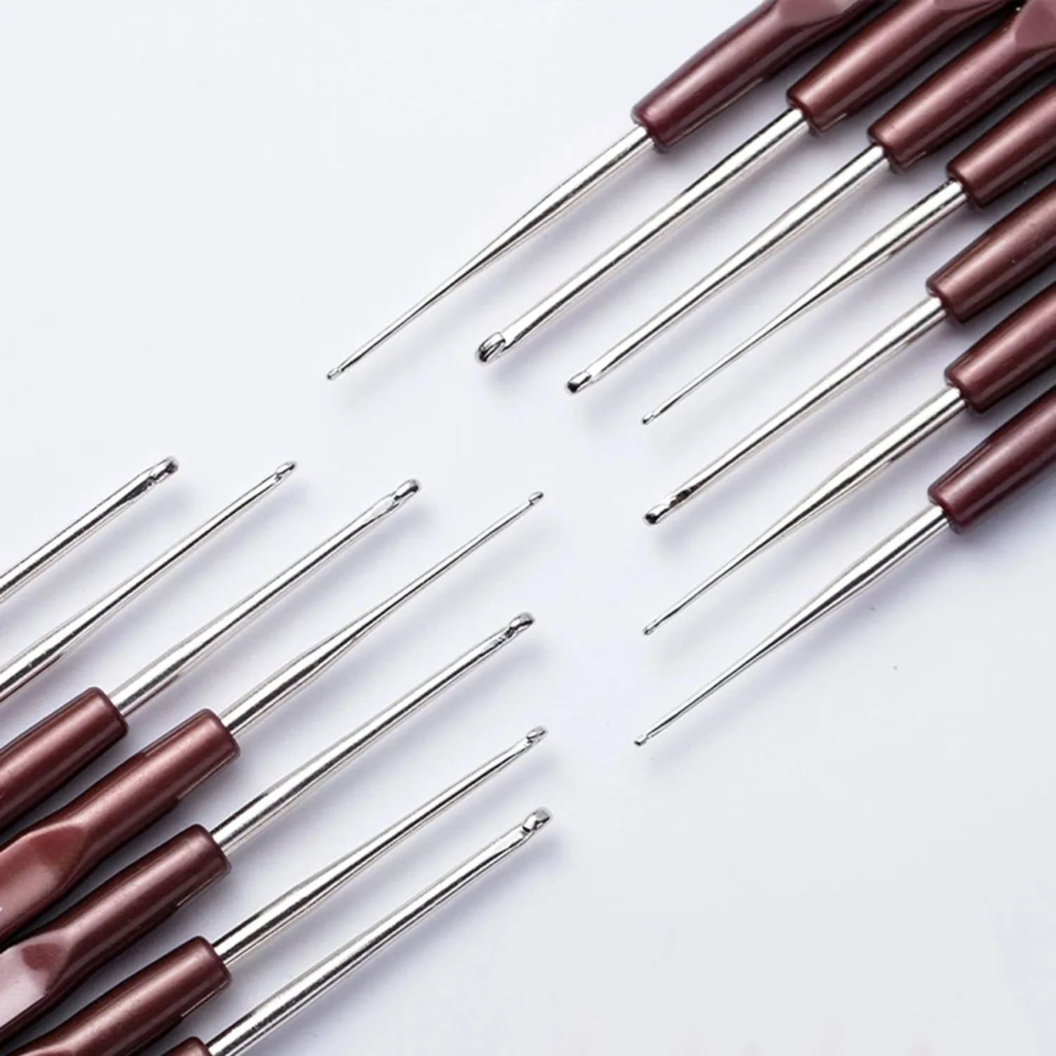 0.5mm-0.8mm 1pcs Crochet Hooks Needles Small Lace Yarn Weave Knitting Needles Hook For Dolls Tools 16 Sizes Hooks For Knitting