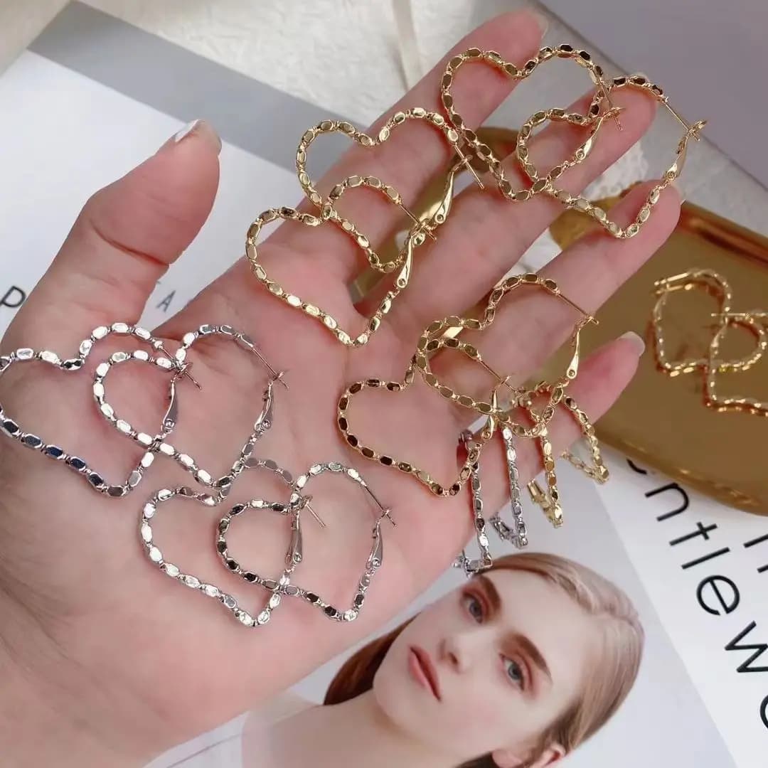 5 paia, orecchini da donna a forma di cuore cavo in metallo moda per gioielli punk da donna