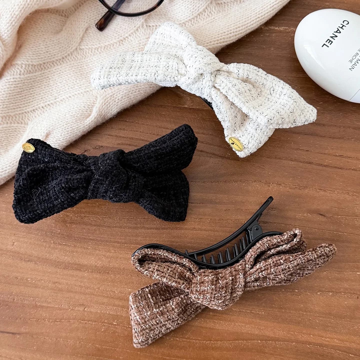 1 fermaglio per capelli in velluto con nodo a farfalla per donna nuovo copricapo con piccola fragranza in stile high-end, fermaglio per capelli con chignon sul retro della testa