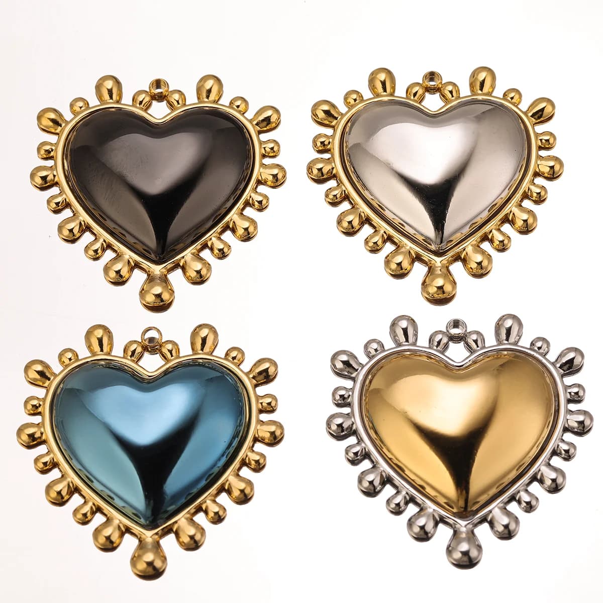 2 Pezzi Ciondoli a Cuore Placcati Oro in Acciaio Inossidabile per Creazione Gioielli Fai da Te, Orecchini, Collane, Bracciali