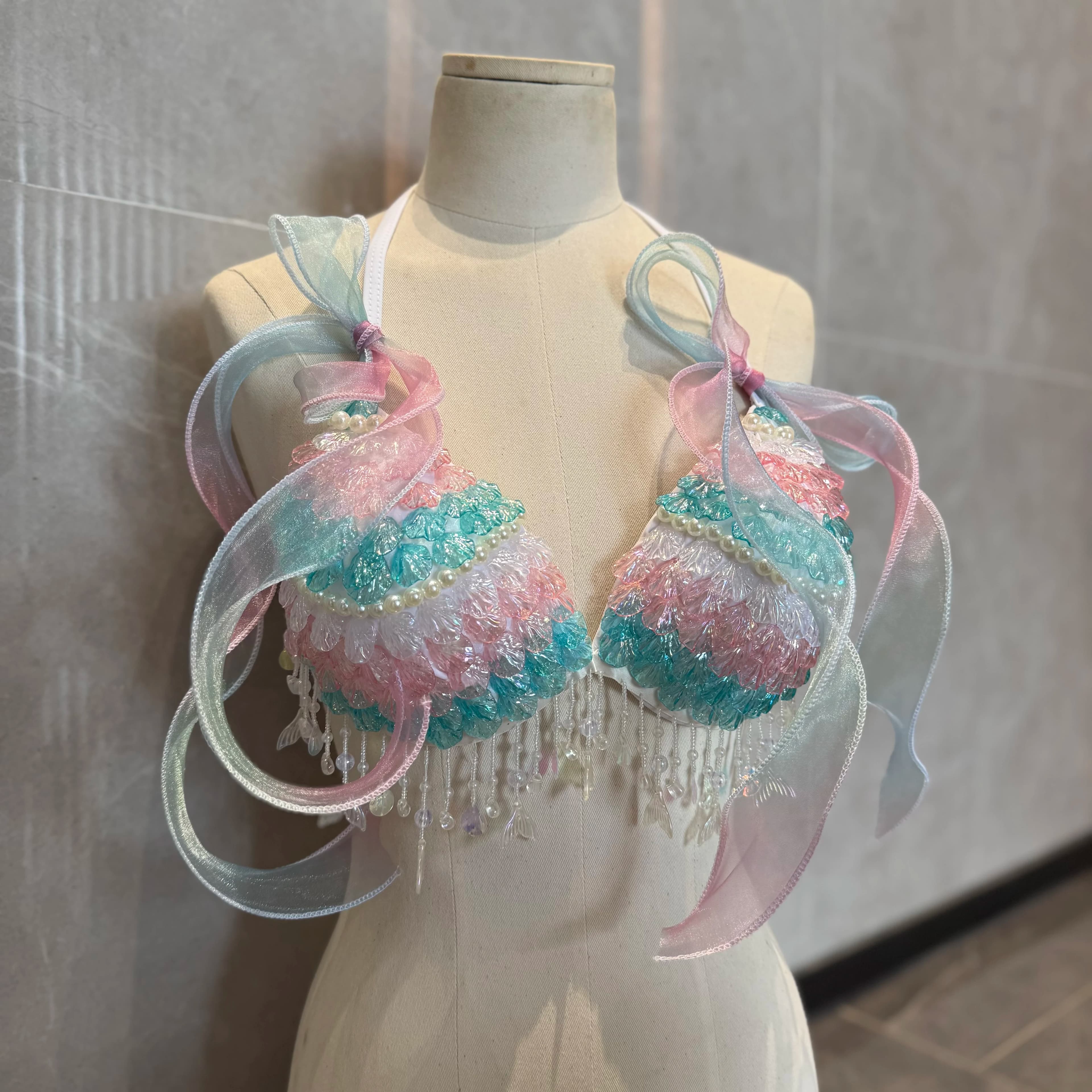 Reggiseno con ciondolo a nappa di diamanti, per performance acquatiche, costume da bagno a sirena con paillettes, bikini per feste in spiaggia, bikini per vacanze hawaiane