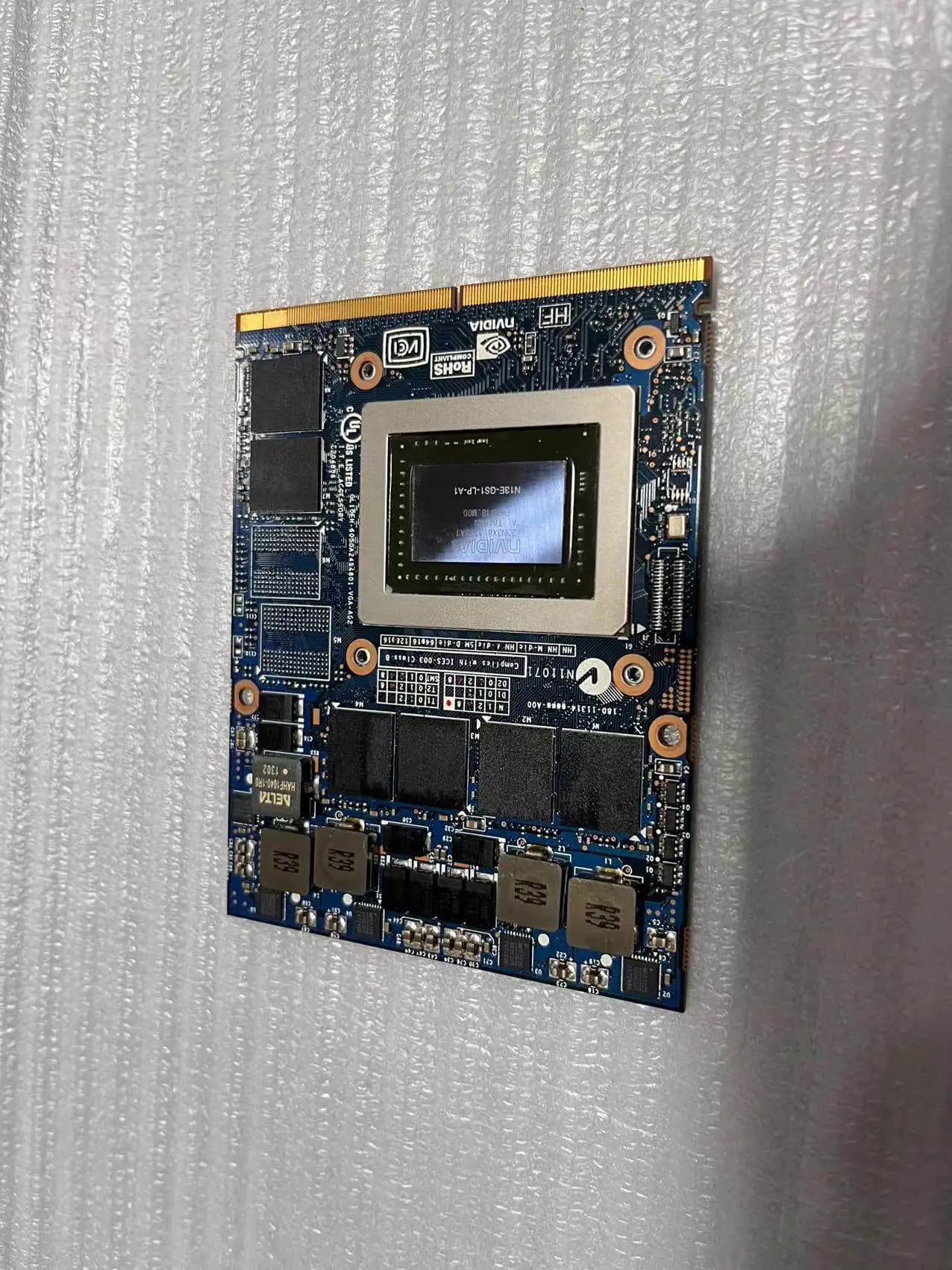 GTX670M GTX 670M GDDR5 3GB gráficos VGA tarjeta de video N13E-GS-LP-A1 per Toshiba X875 X870 X775 X770 prueba OK