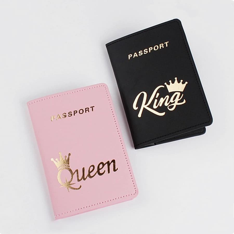 2 pezzi a Set QUEEN KING Lovers/coppie PU accessori da viaggio custodia per passaporto/Cover/supporto per donne o uomini