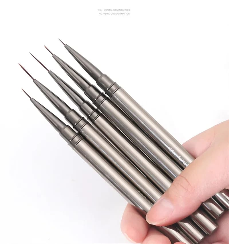 Set di 5 Pennelli per Nail Art con Manico in Metallo, 6/9/12/15/18mm, per Disegnare Linee, Strisce e Fiori