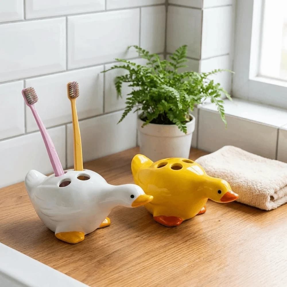 Duck-Shaped Ceramic Toothbrush Holder Cartoon Upright Storage Washroom Storage Holder Waterproof Decorative Bathroom Organizer